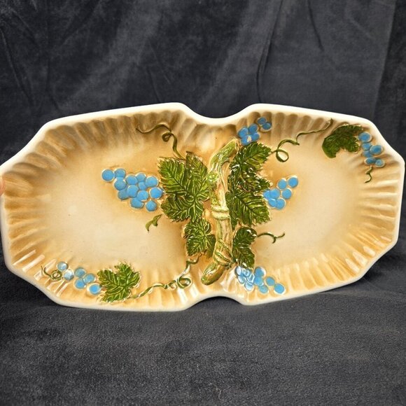 Vintage Majolica Grapevine 2 Section Candy Dish/Olive Dish Painted & Glazed - Picture 4 of 13